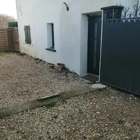 Appartement Tout Proche De Bourg-En-Bresse Peronnas Exterior foto